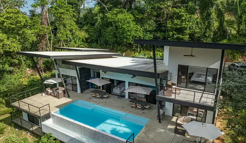 Ocean-View Luxury Home in Paradise Breezes – Private Retreat Near Dominical