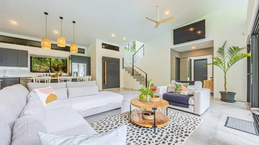 Ocean-View Luxury Home in Paradise Breezes – Private Retreat Near Dominical